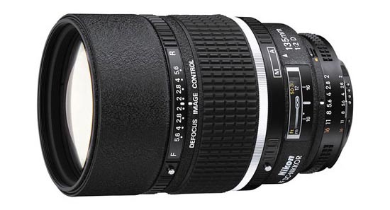 Nikon AF 135mm f/2 DC  p Objektivguiden ()